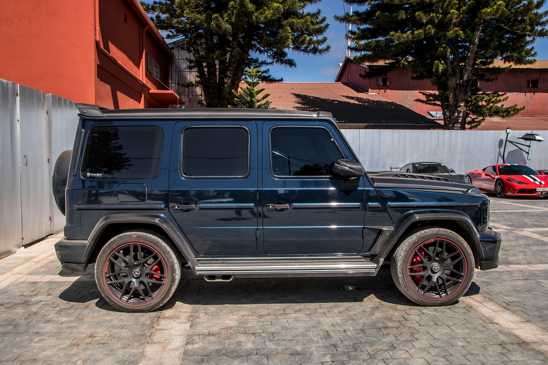 trai nghiem sieu xe anh 2