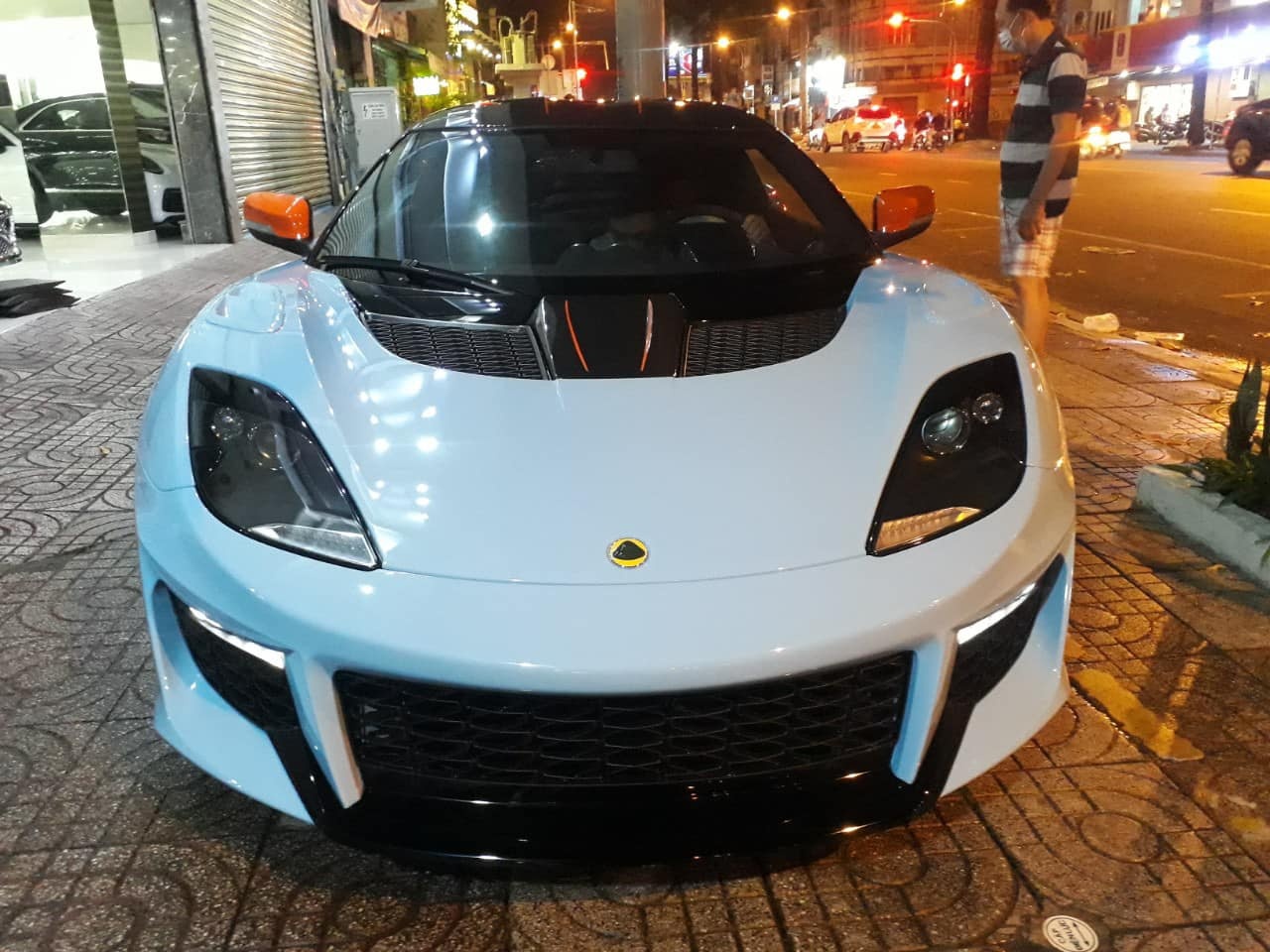 Lotus Evora GT dau tien ve Viet Nam hinh anh