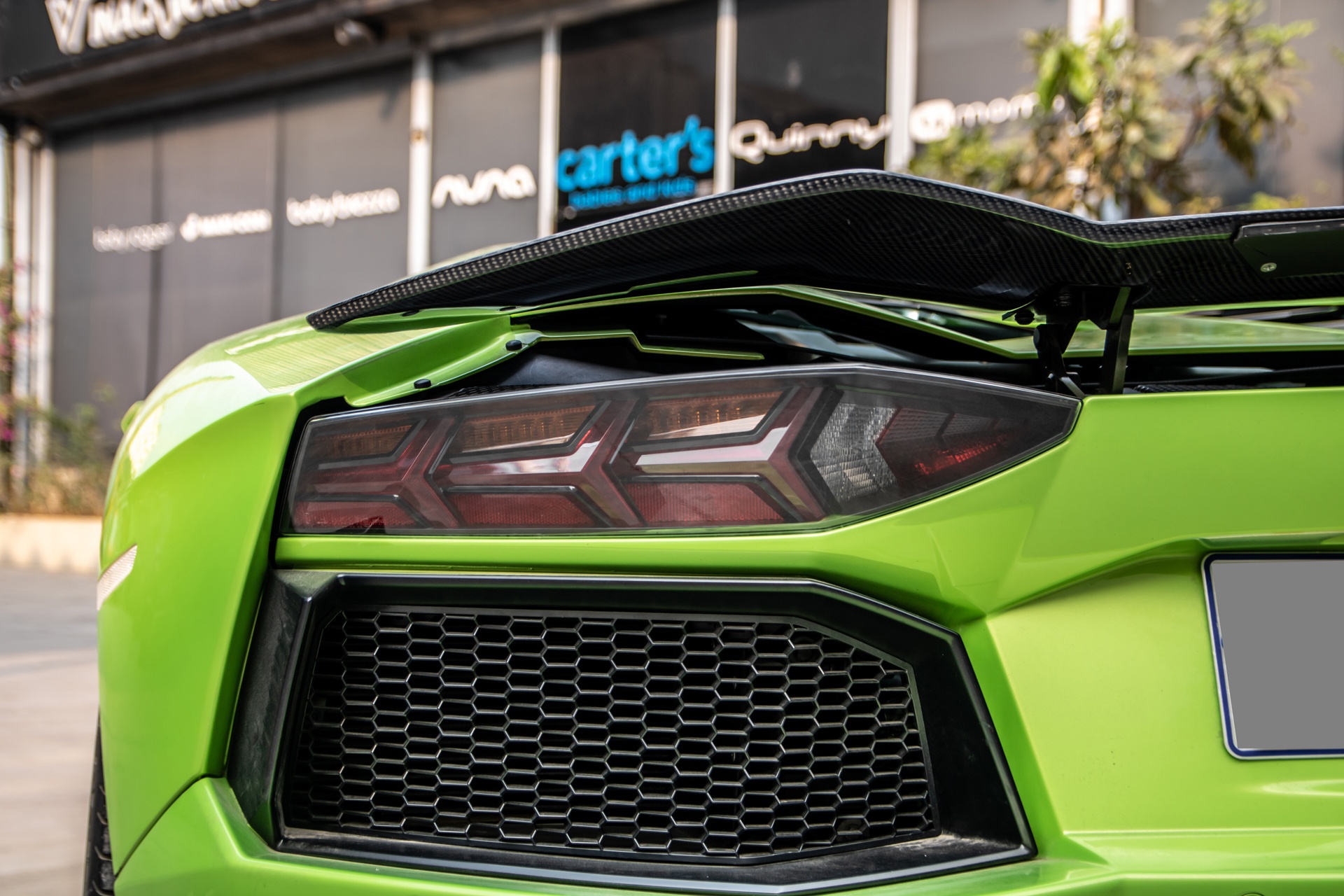 Lamborghini Aventador Roadster mau doc tai TP.HCM anh 8