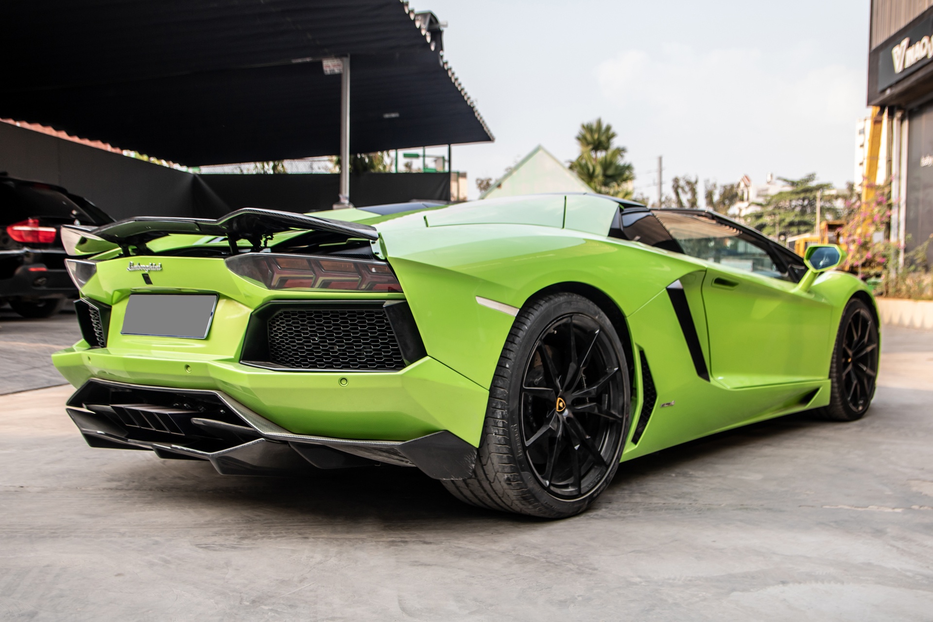 Lamborghini Aventador Roadster mau doc tai TP.HCM anh 21