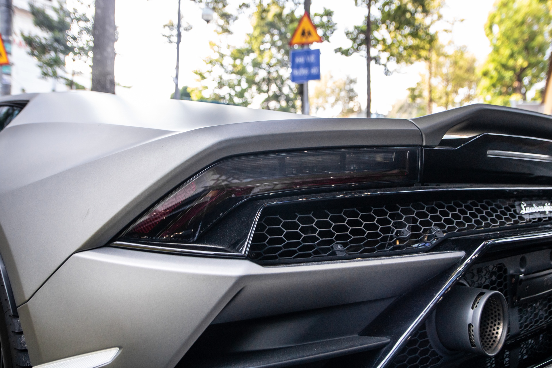 Lamborghini Huracan EVO đầu tiên về Việt Nam ảnh 11 Lamborghini Huracan EVO dau tien ve Viet Nam anh 11