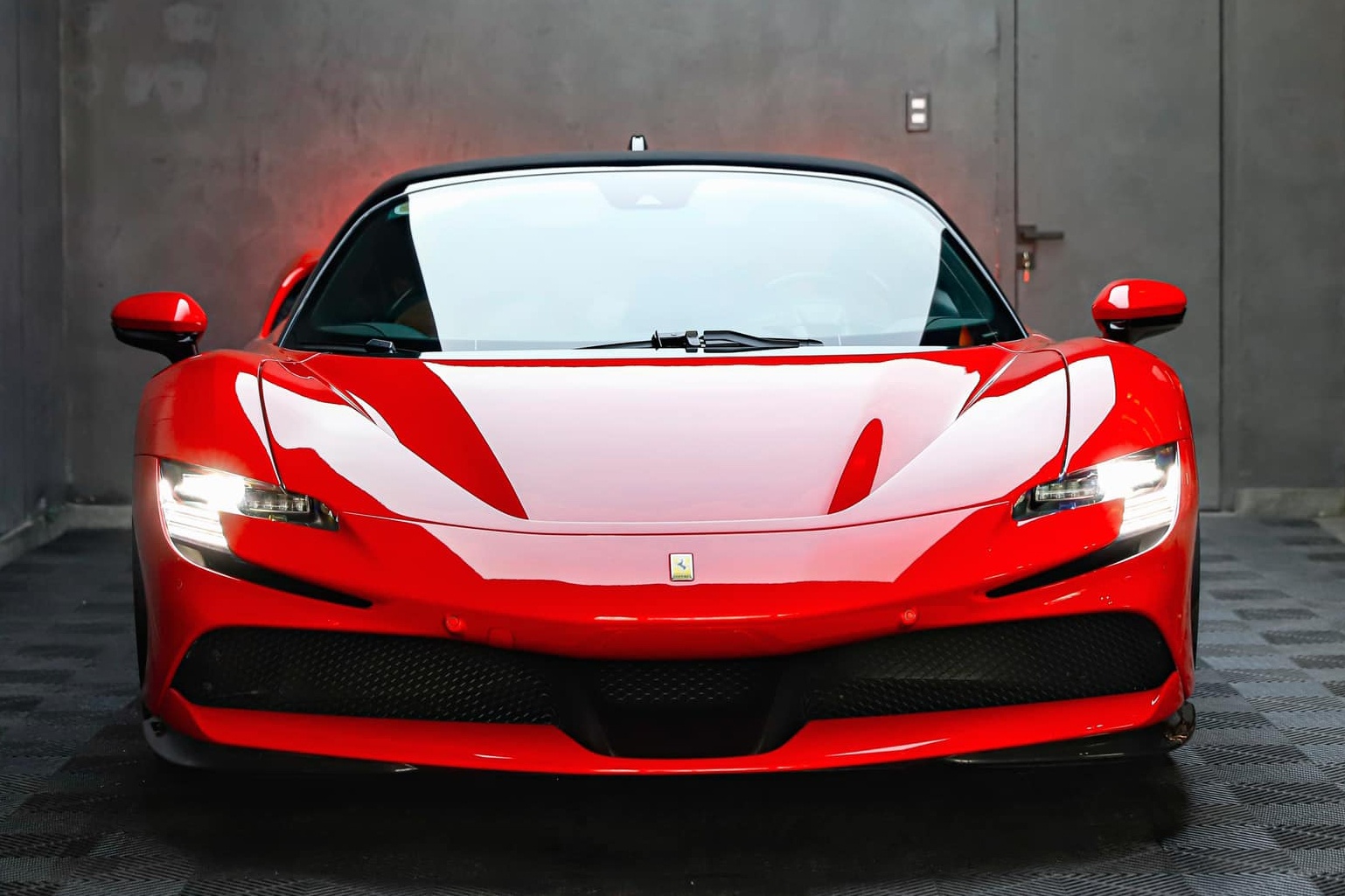 Ferrari SF90 Stradale thứ 5 ảnh 3 Ferrari SF90 Stradale thu 5 anh 3