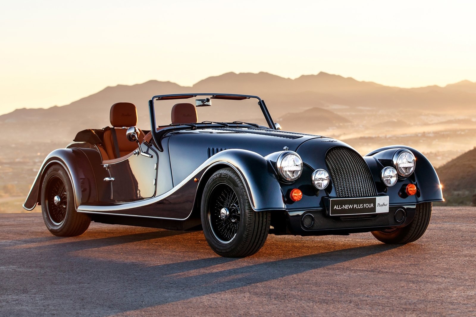 Morgan Plus Four dau tien tai Viet Nam anh 3