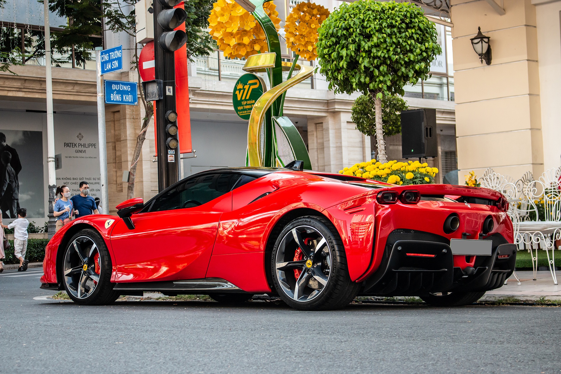 Ferrari SF90 Stradale thứ 5 tại Việt Nam ảnh 4 Ferrari SF90 Stradale thu 5 tai Viet Nam anh 4
