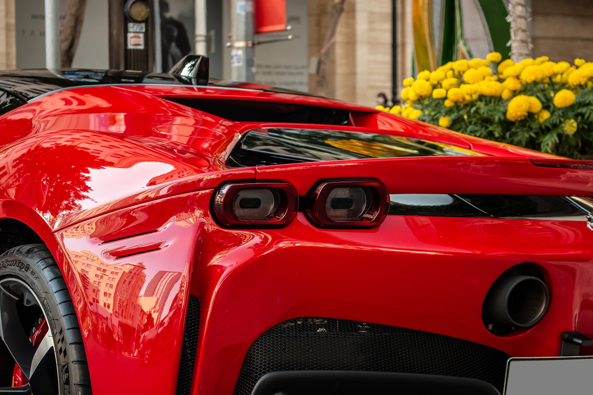 Ferrari SF90 Stradale thứ 5 tại Việt Nam ảnh 10 Ferrari SF90 Stradale thu 5 tai Viet Nam anh 10