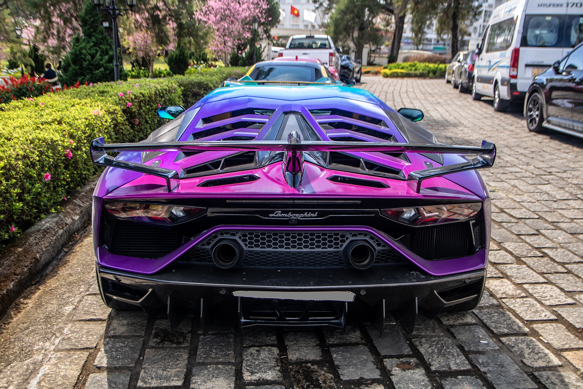 Lamborghini Aventador SVJ anh 9