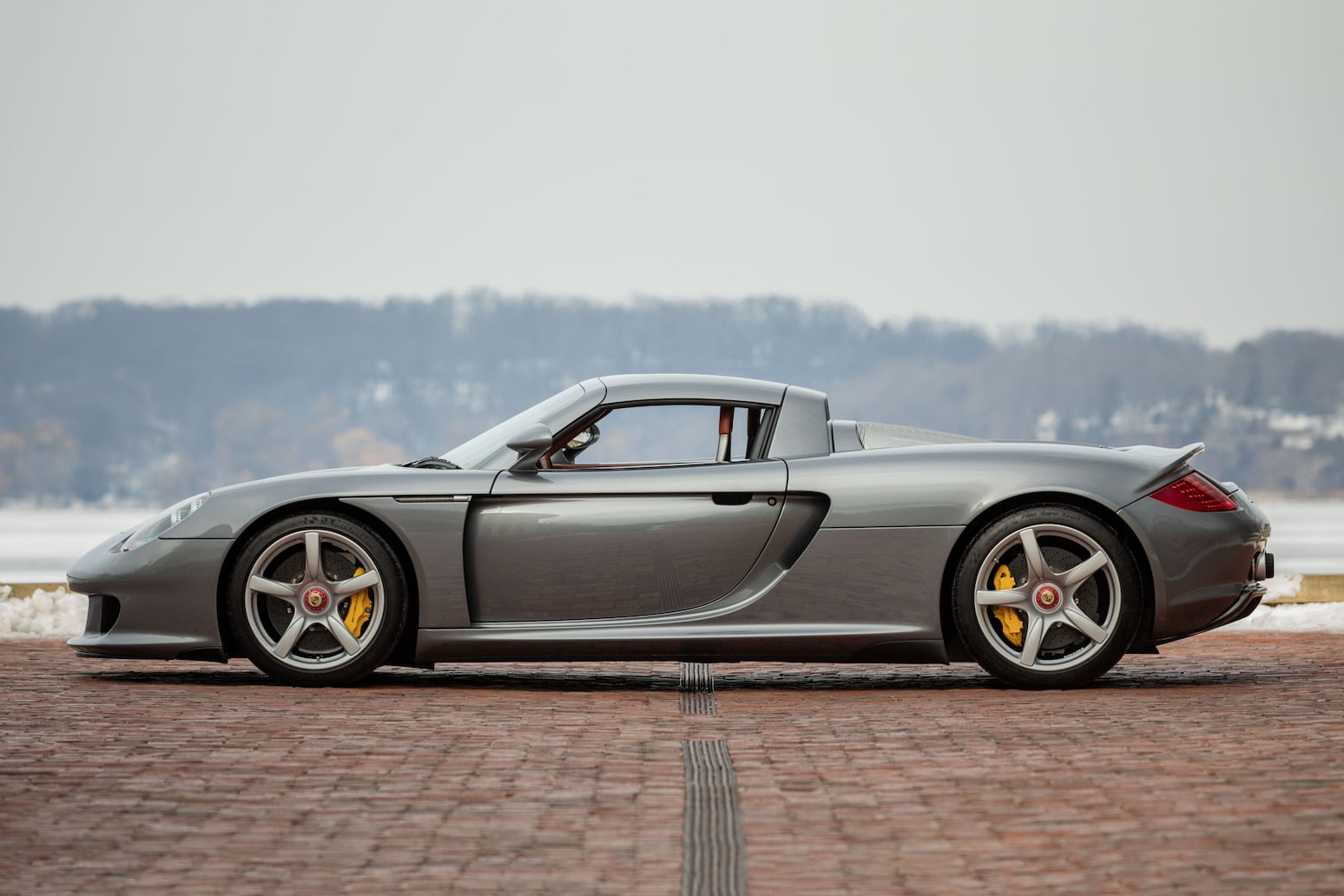 Porsche Carrera GT hàng hiếm  ảnh 4 Porsche Carrera GT hang hiem anh 4