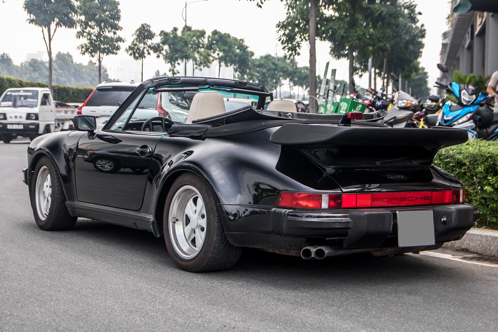 Porsche 930 Turbo Cabriolet hang hiem anh 18