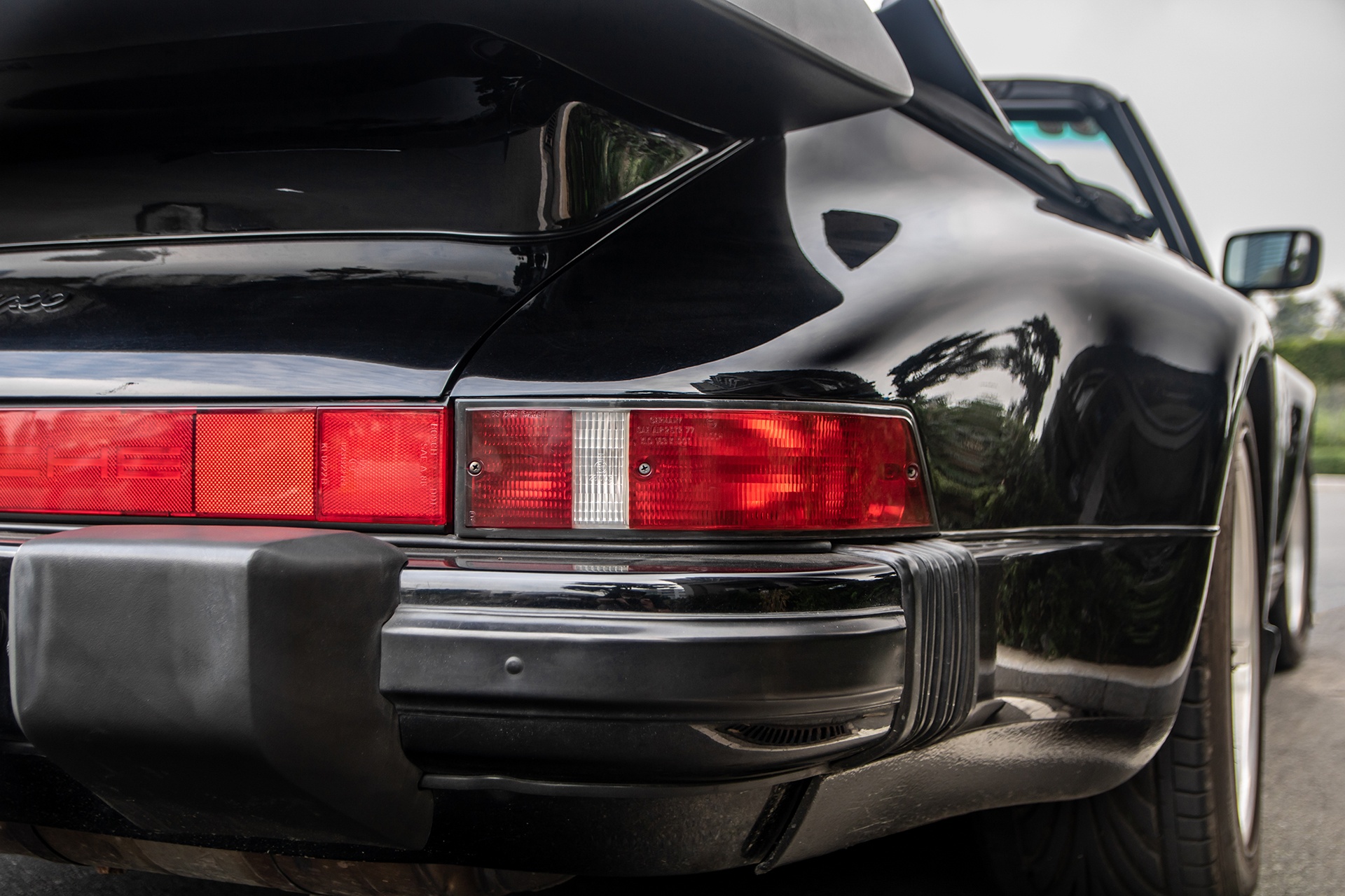 Porsche 930 Turbo Cabriolet hàng hiếm ảnh 8 Porsche 930 Turbo Cabriolet hang hiem anh 8