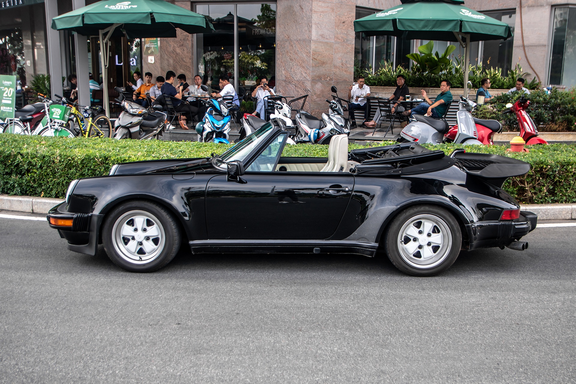 Porsche 930 Turbo Cabriolet hang hiem anh 17