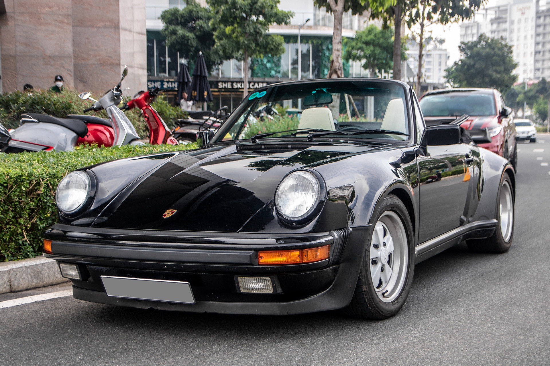 Porsche 930 Turbo Cabriolet hang hiem anh 3