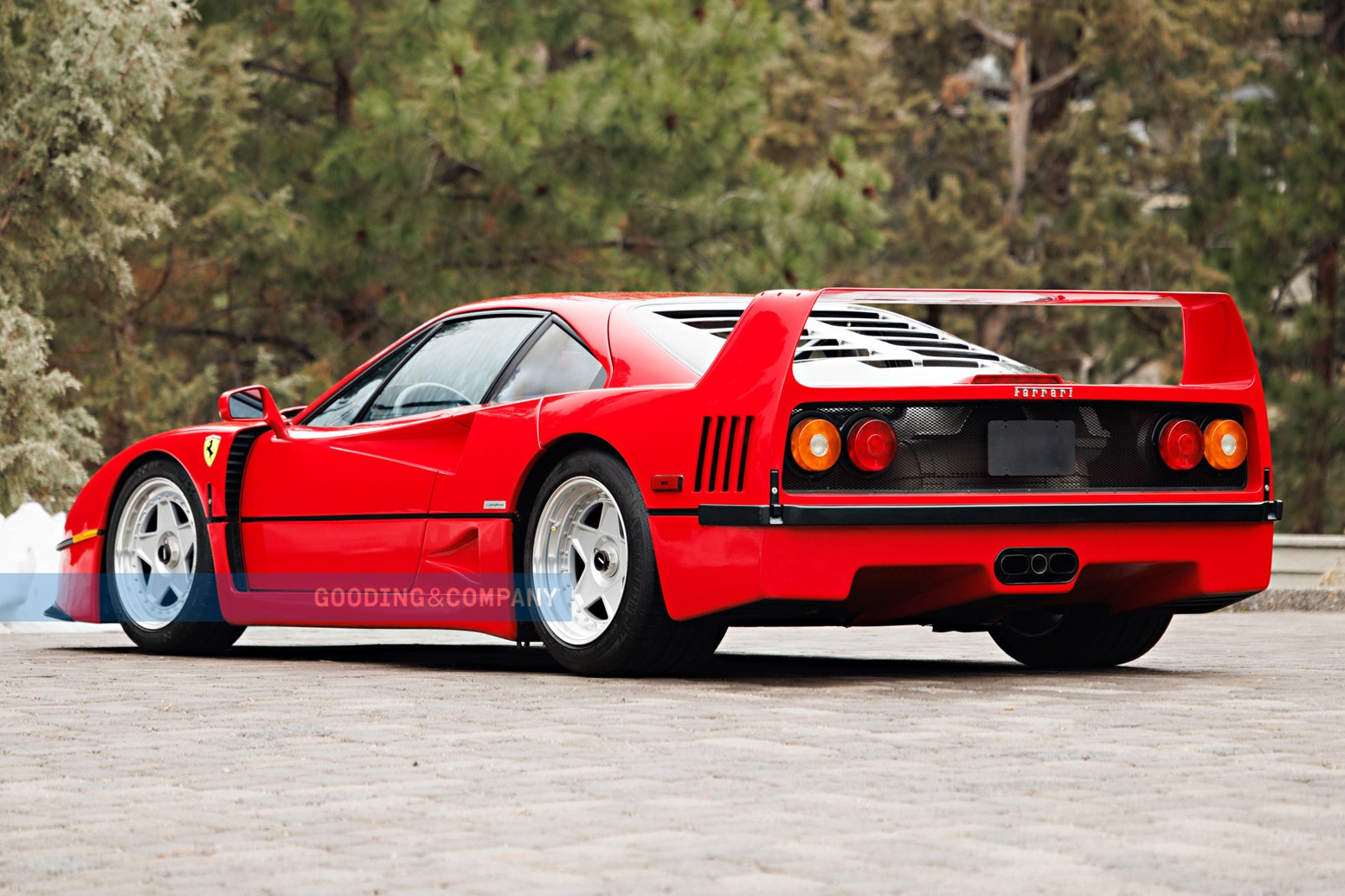 Ferrari F40 hang hiem anh 9