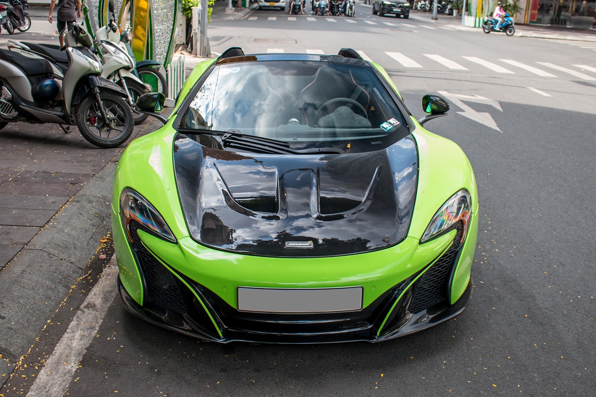 McLaren 650S Spider mau la anh 1