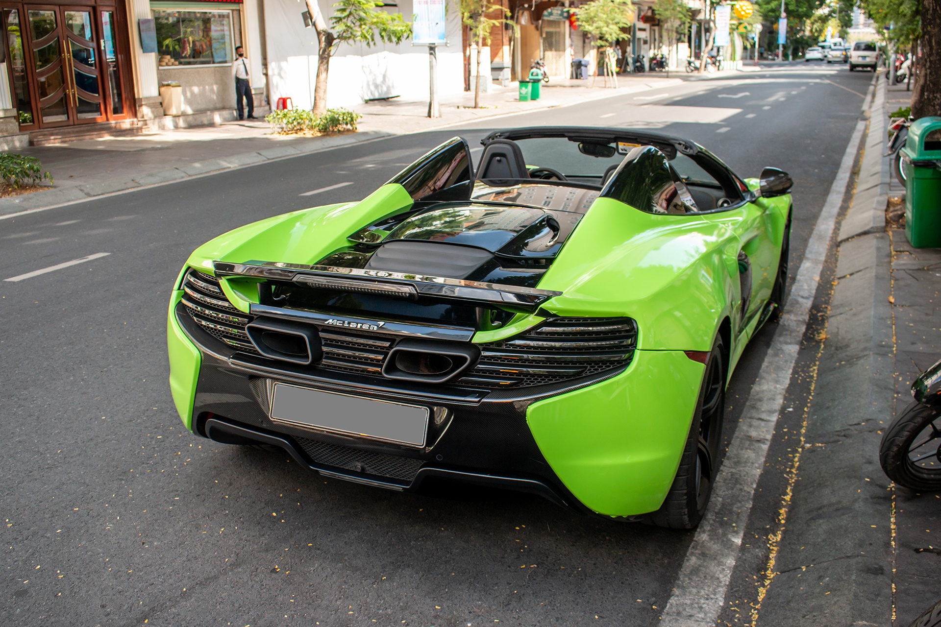 McLaren 650S Spider mau la anh 11