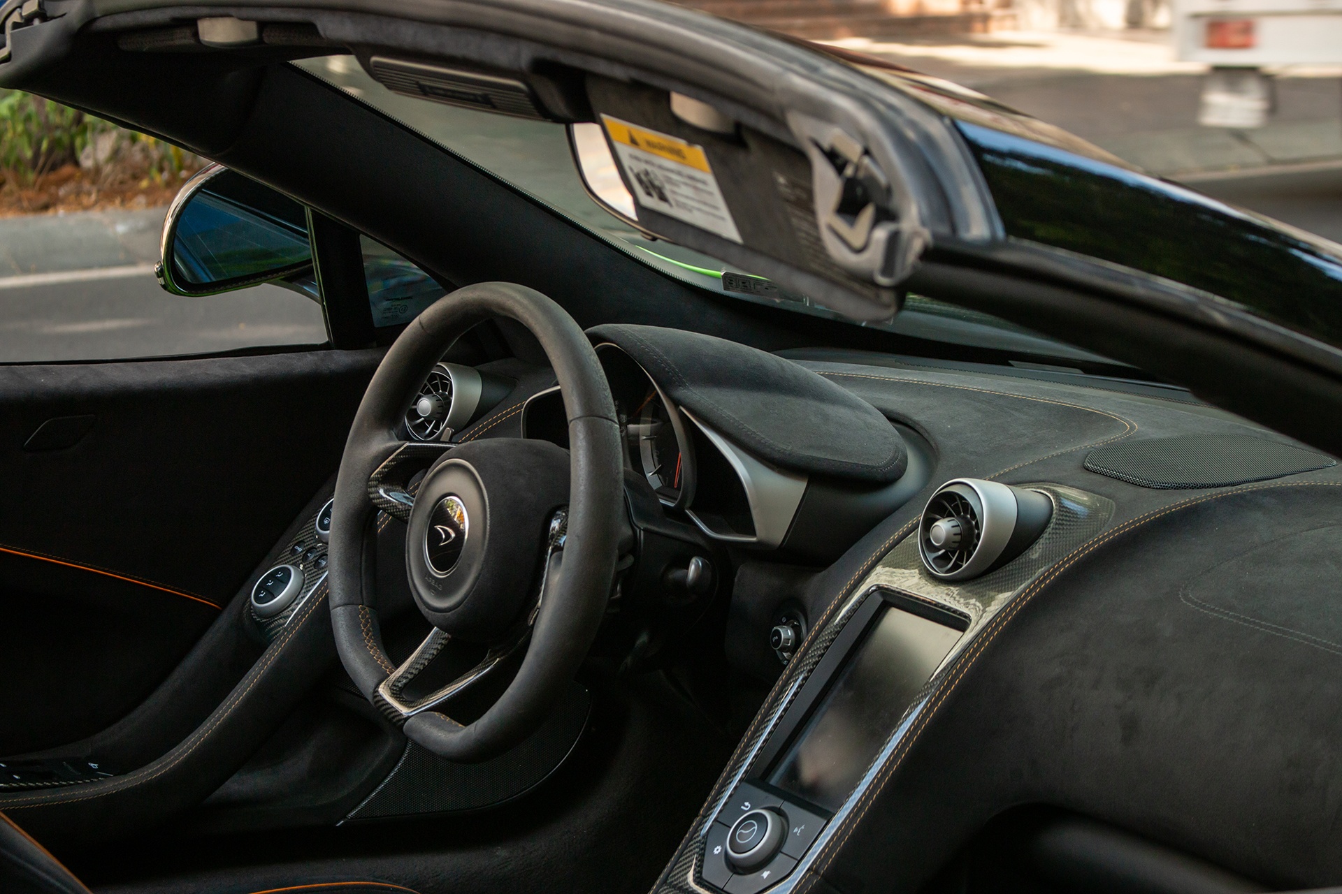 McLaren 650S Spider mau la anh 7