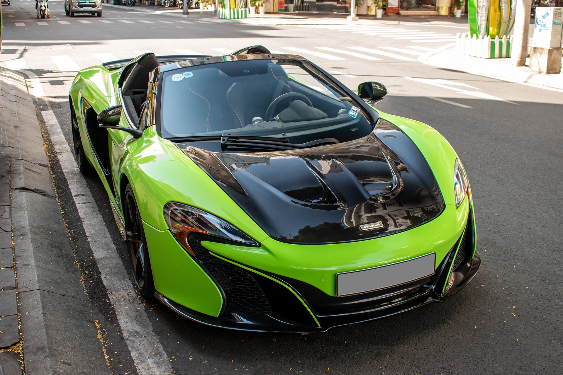 McLaren 650S Spider mau la anh 3