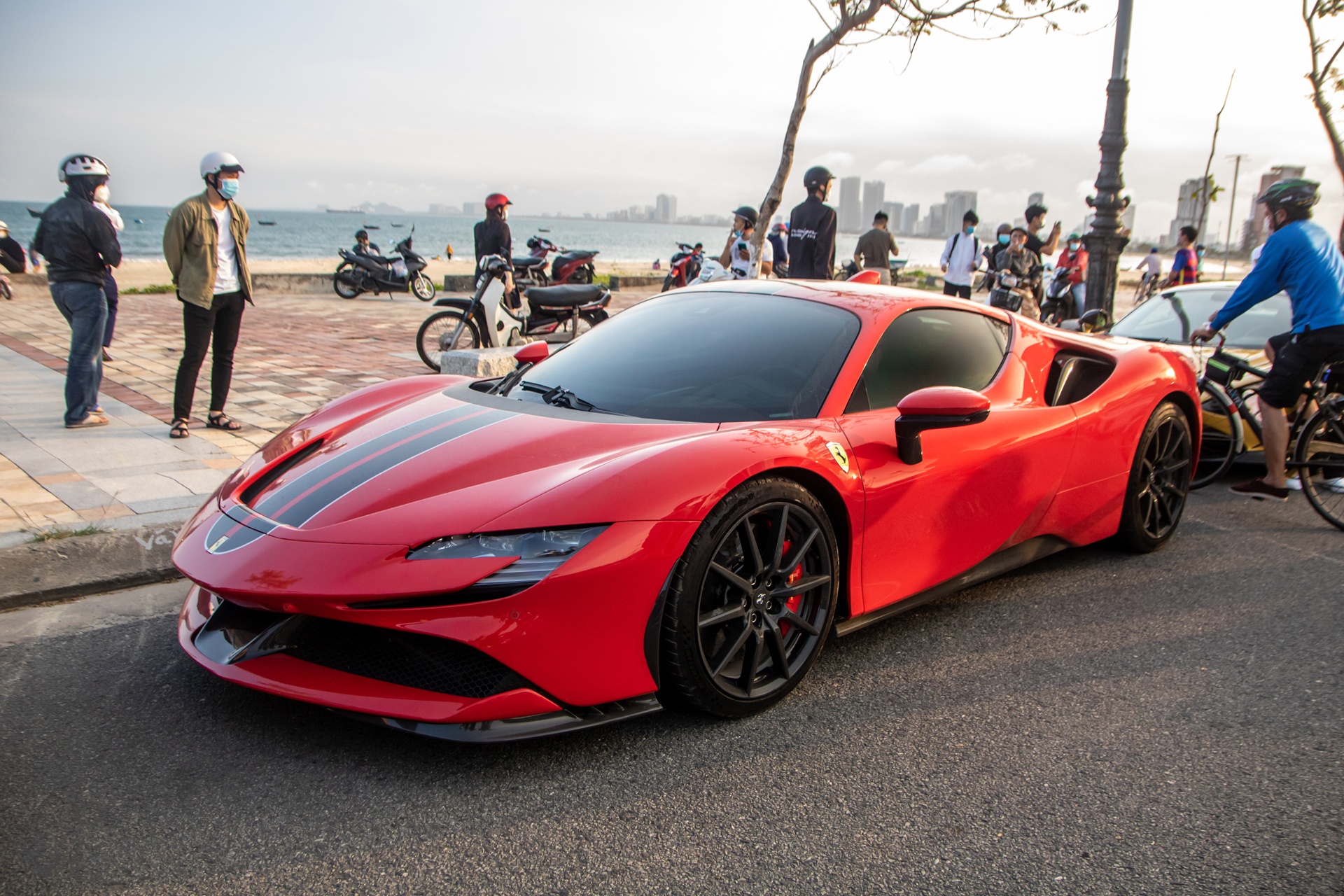 sieu xe xuat hien tai Da Nang anh 14