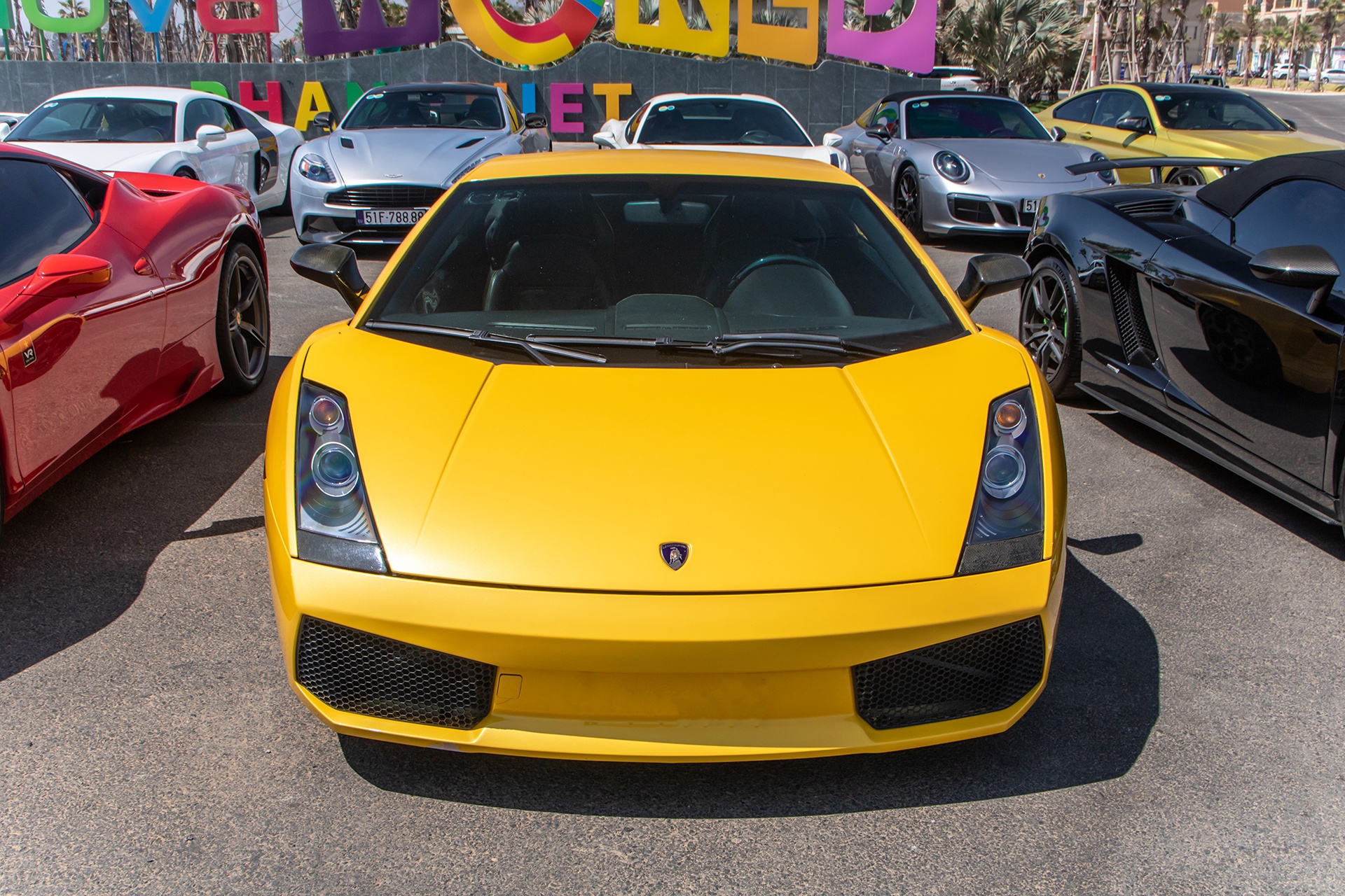 Can canh hang hiem Lamborghini Gallardo doi dau tai Viet Nam hinh anh