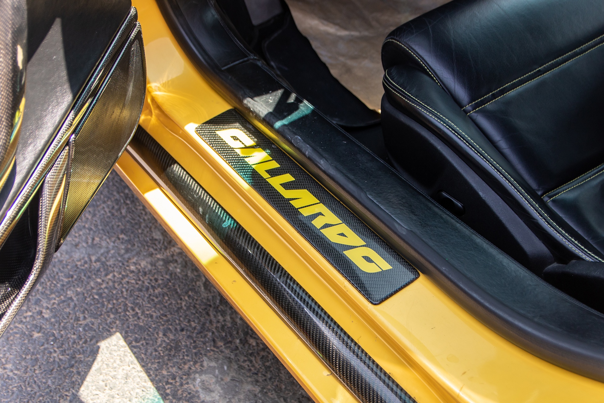 Lamborghini Gallardo đời đầu tại Việt Nam ảnh 13 Lamborghini Gallardo doi dau tai Viet Nam anh 13