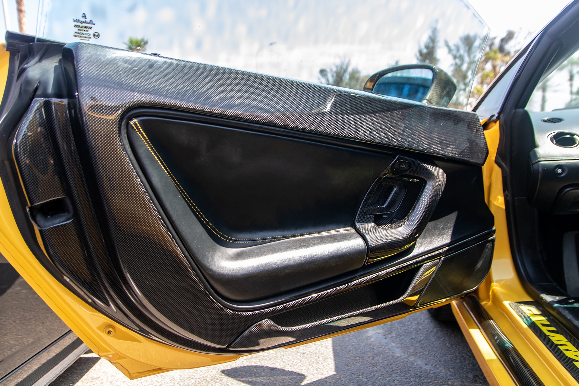 Lamborghini Gallardo đời đầu tại Việt Nam ảnh 12 Lamborghini Gallardo doi dau tai Viet Nam anh 12