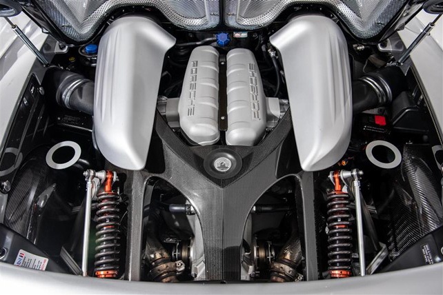 Porsche Carrera GT anh 6