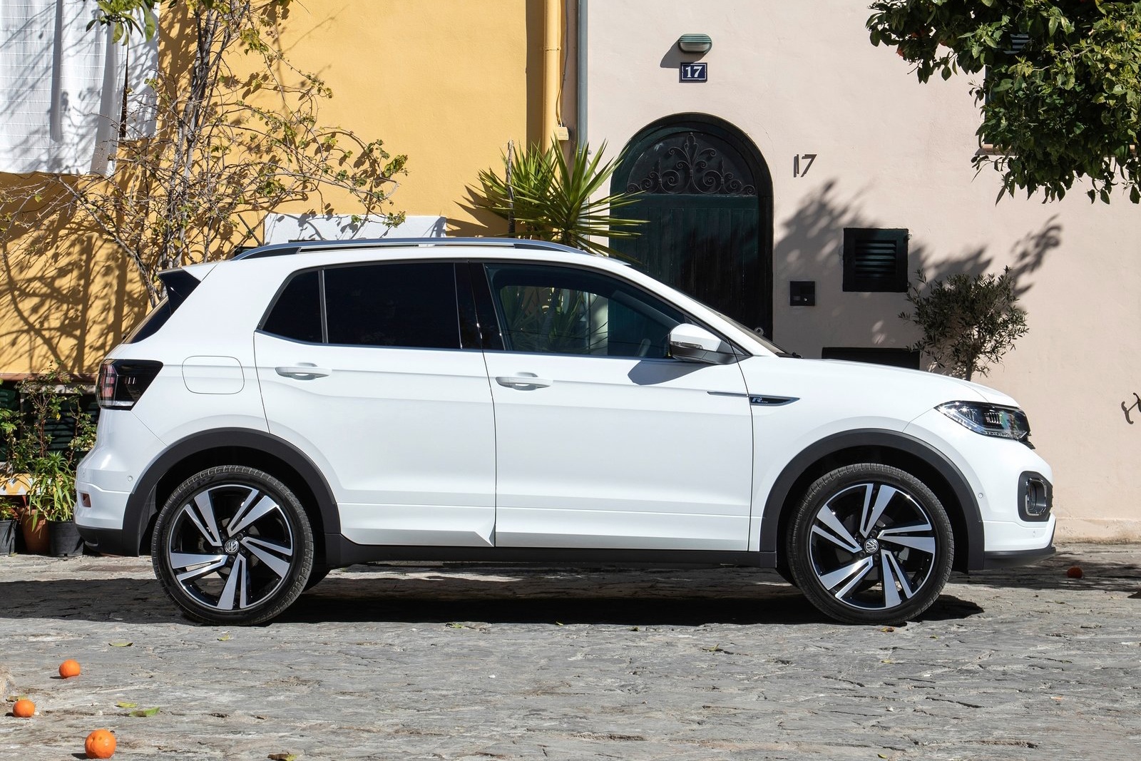 Volkswagen T-Cross anh 7