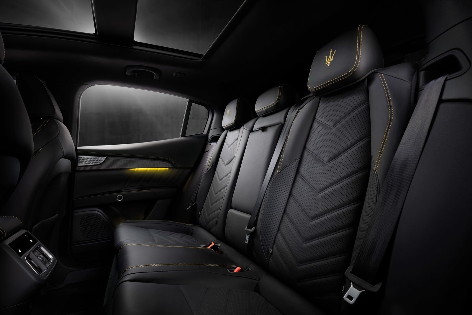 Porsche Macan và Maserati Grecale ảnh 7 Porsche Macan va Maserati Grecale anh 7