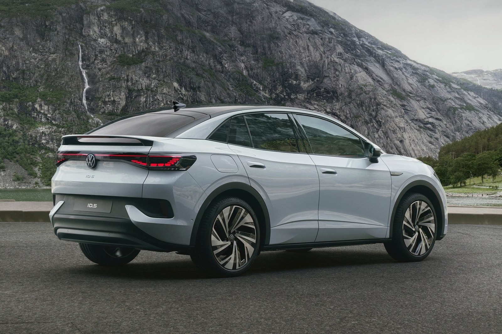 Volkswagen đầu tư sản xuất xe điện ảnh 2 Volkswagen dau tu san xuat xe dien anh 2