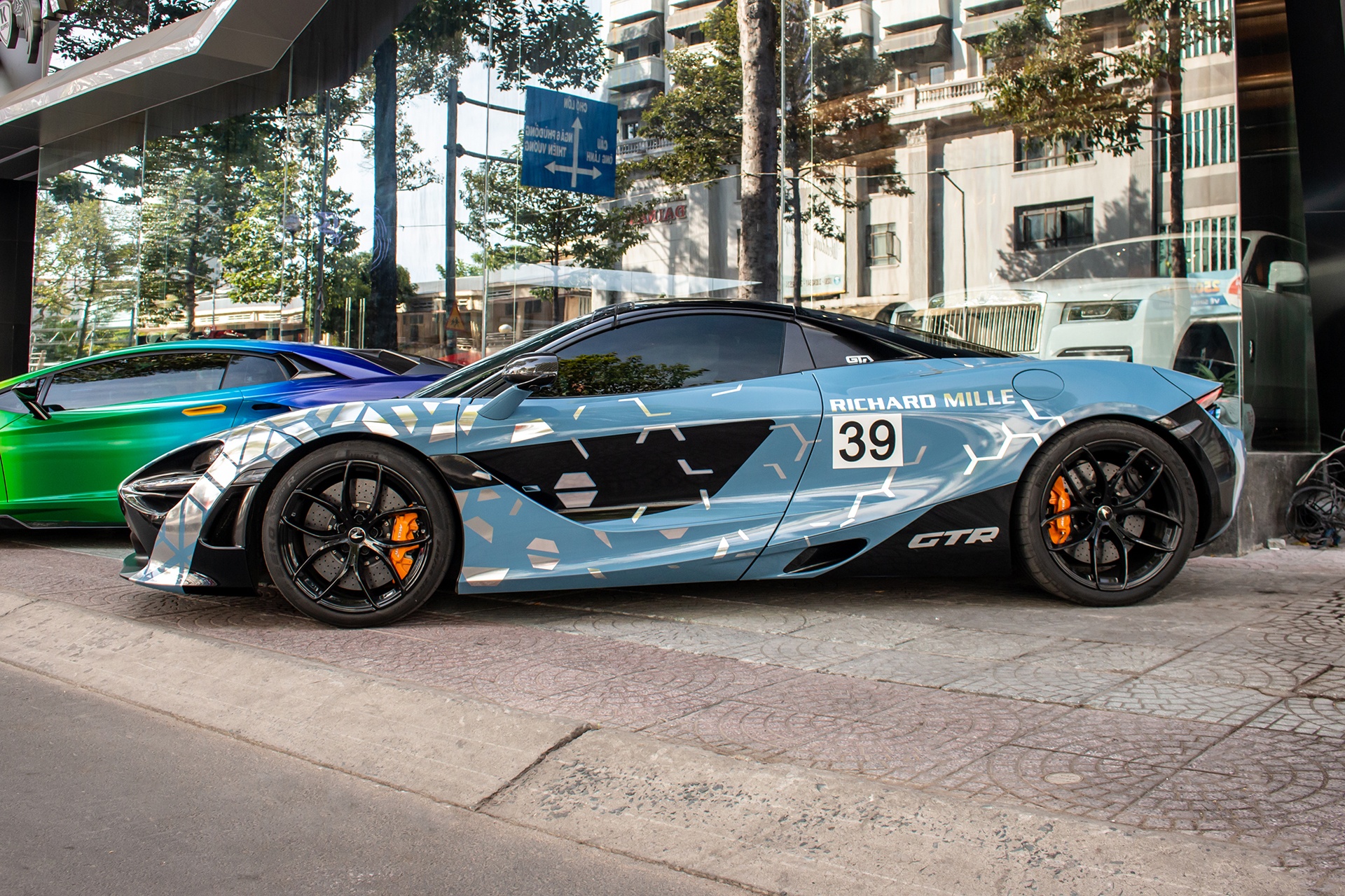 McLaren 720S Spider anh 9