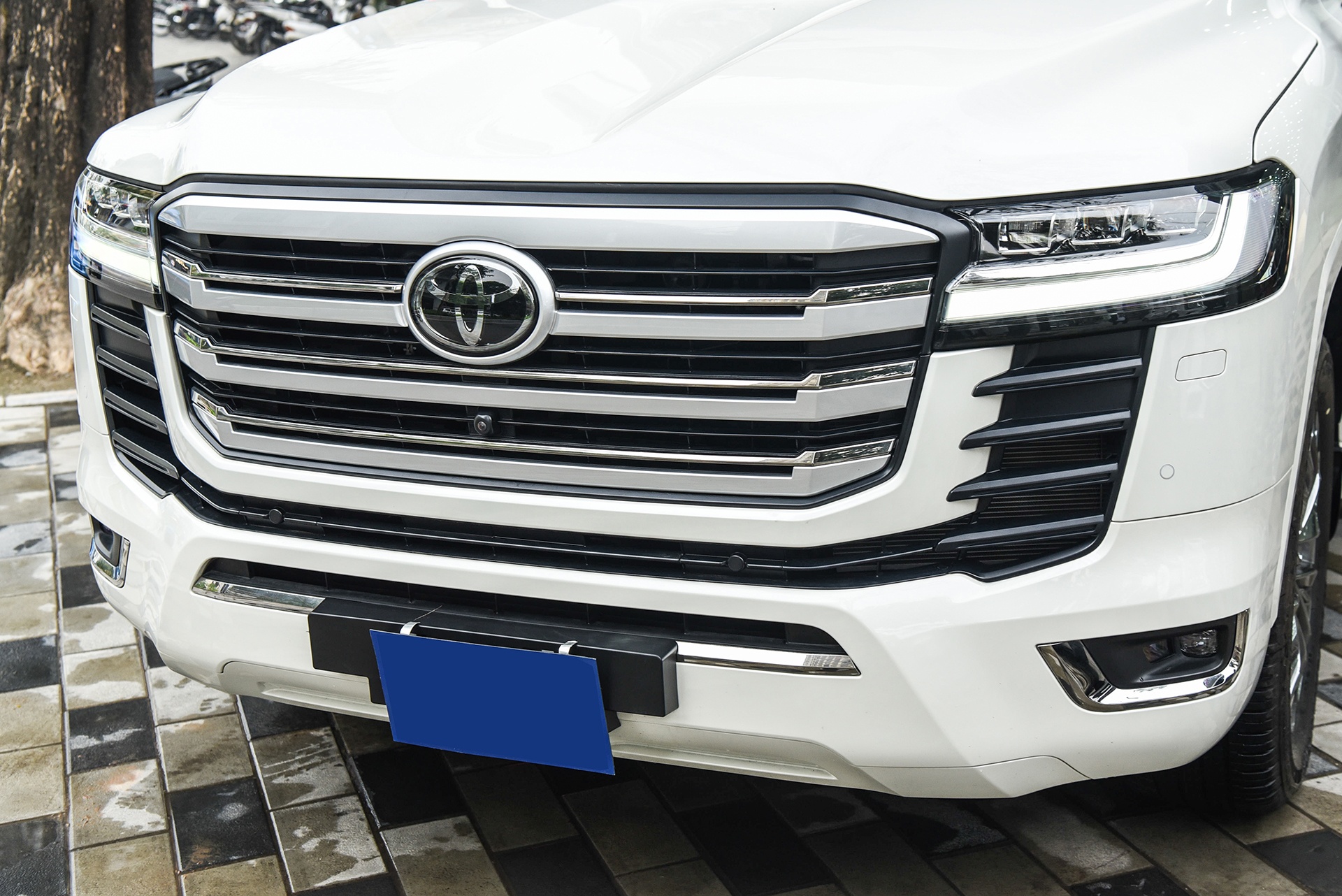 Toyota Land Cruiser do MBS anh 4