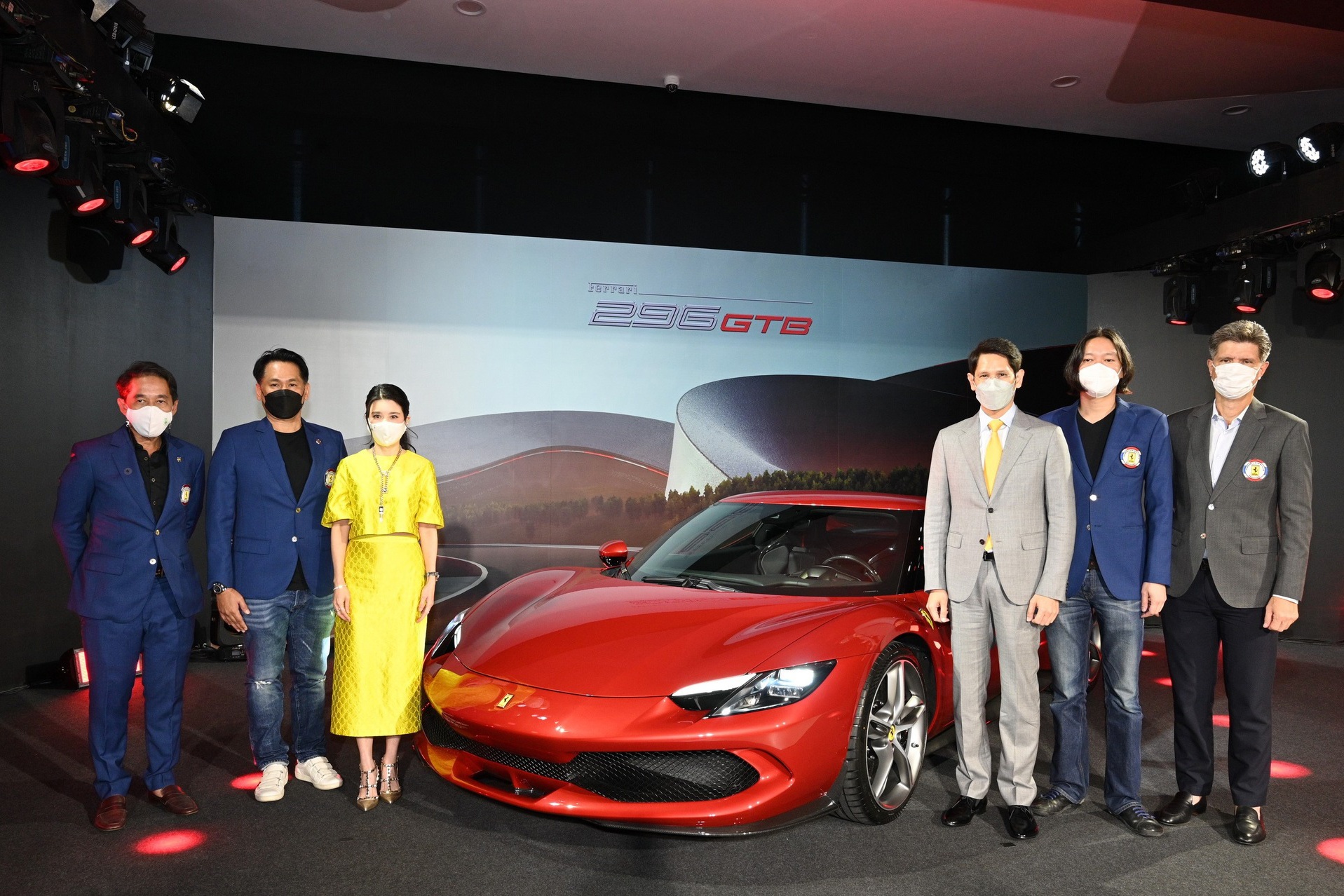 Ferrari 296 GTB ra mat tai Thai Lan anh 9