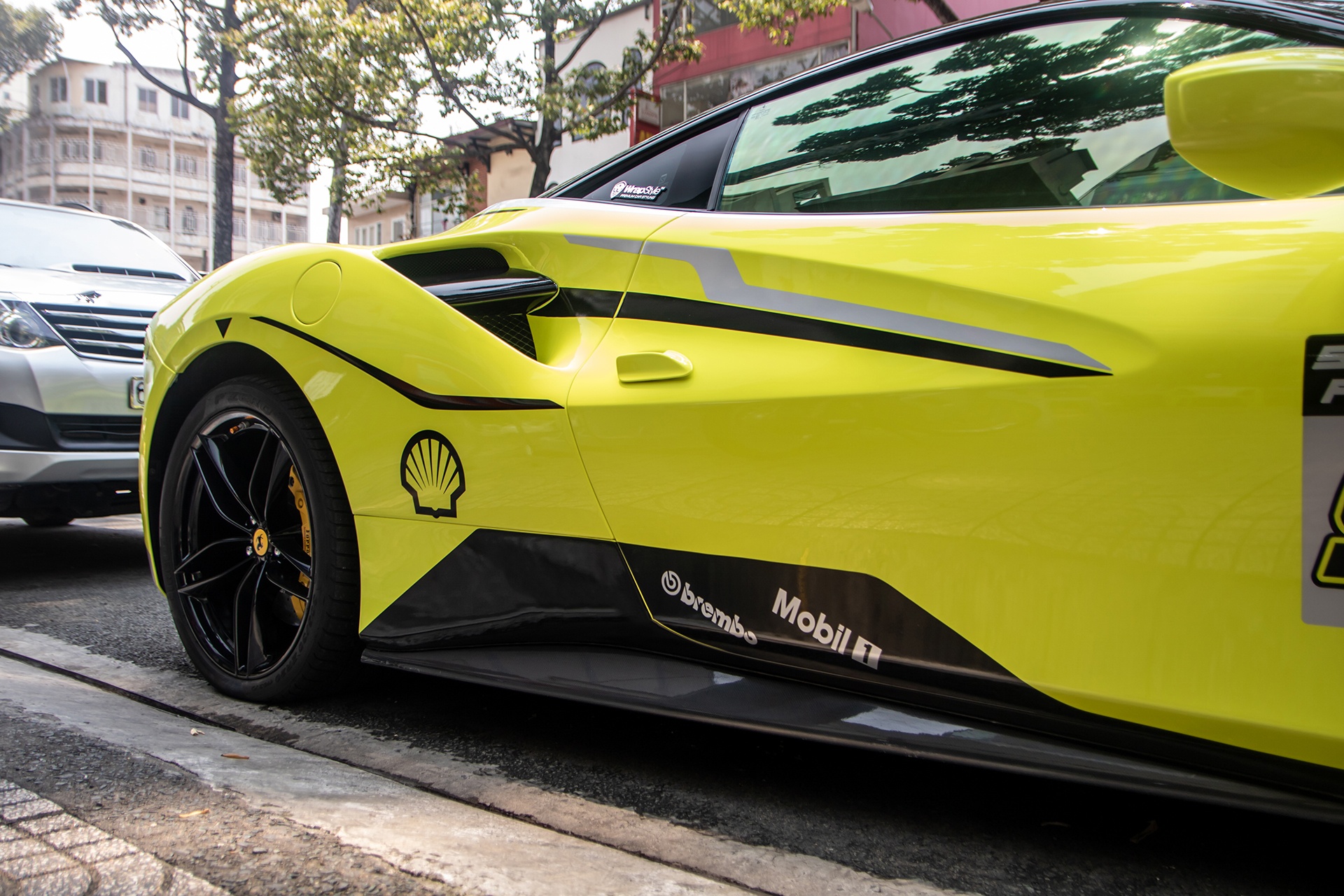 Ferrari 488 GTB ảnh 9 Ferrari 488 GTB anh 9