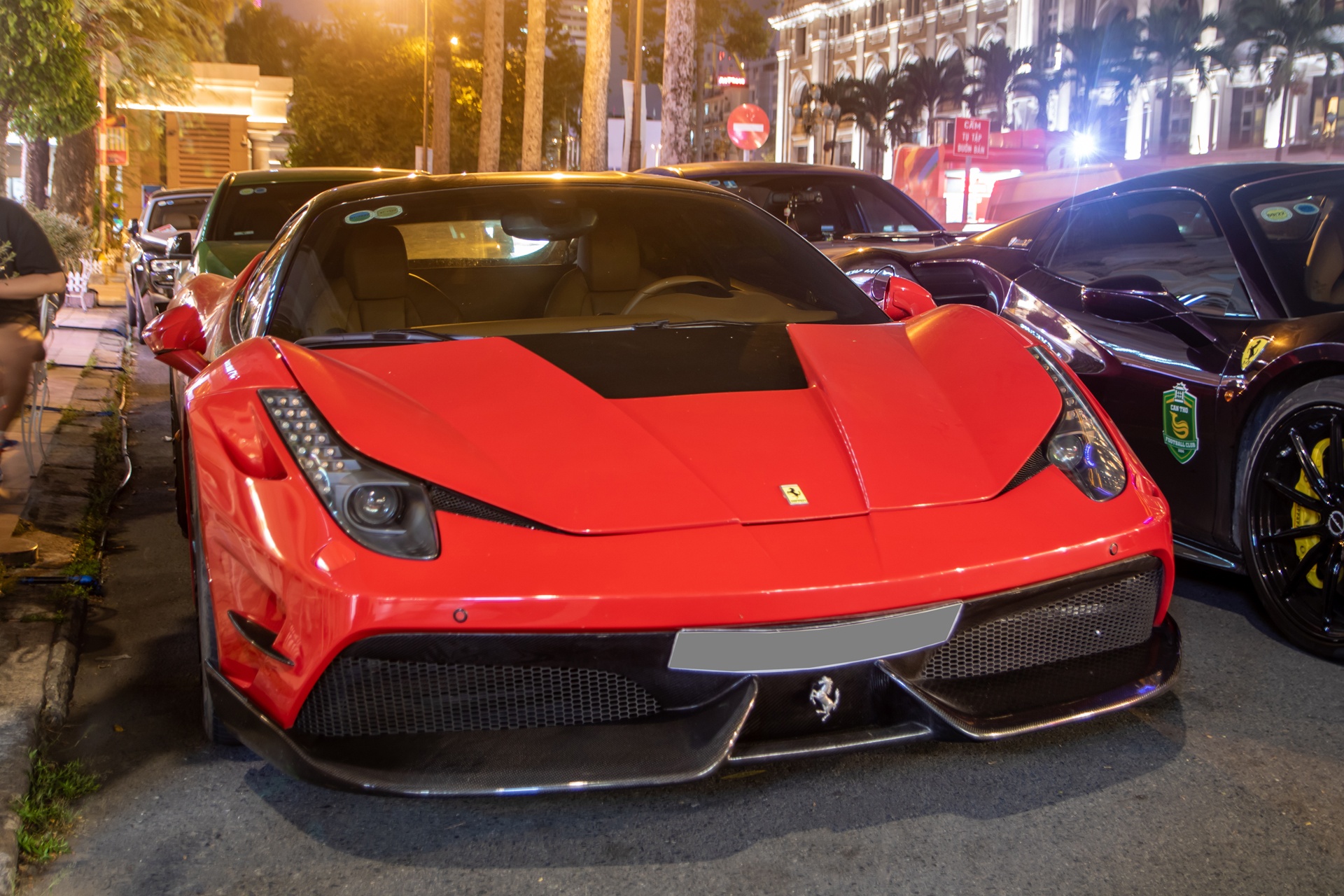 sieu xe xuong pho dip gio To anh 3