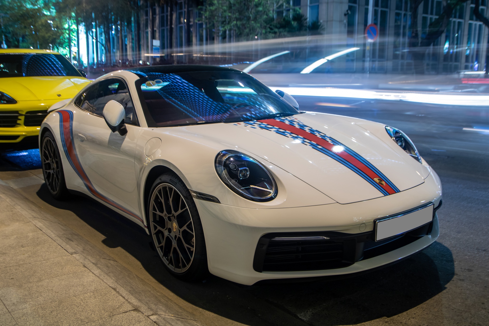 siêu xe xuống phố dịp giỗ Tổ ảnh 11 sieu xe xuong pho dip gio To anh 11