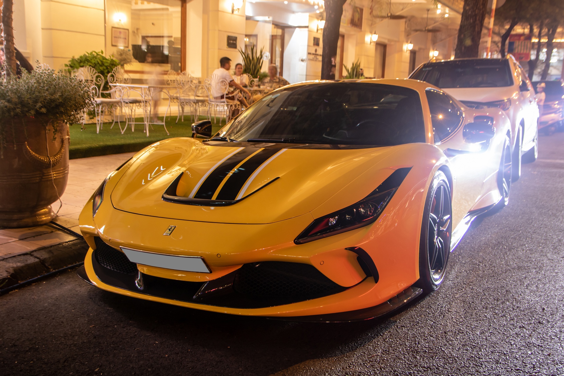 sieu xe xuong pho dip gio To anh 6