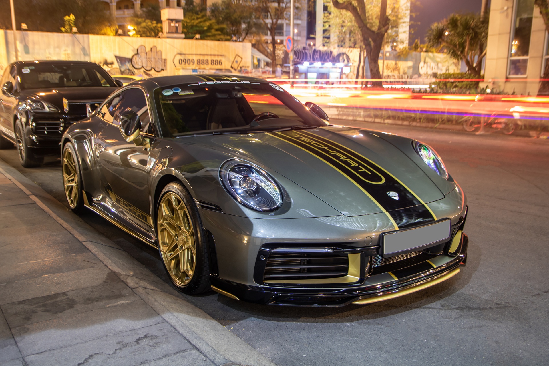 sieu xe xuong pho dip gio To anh 8