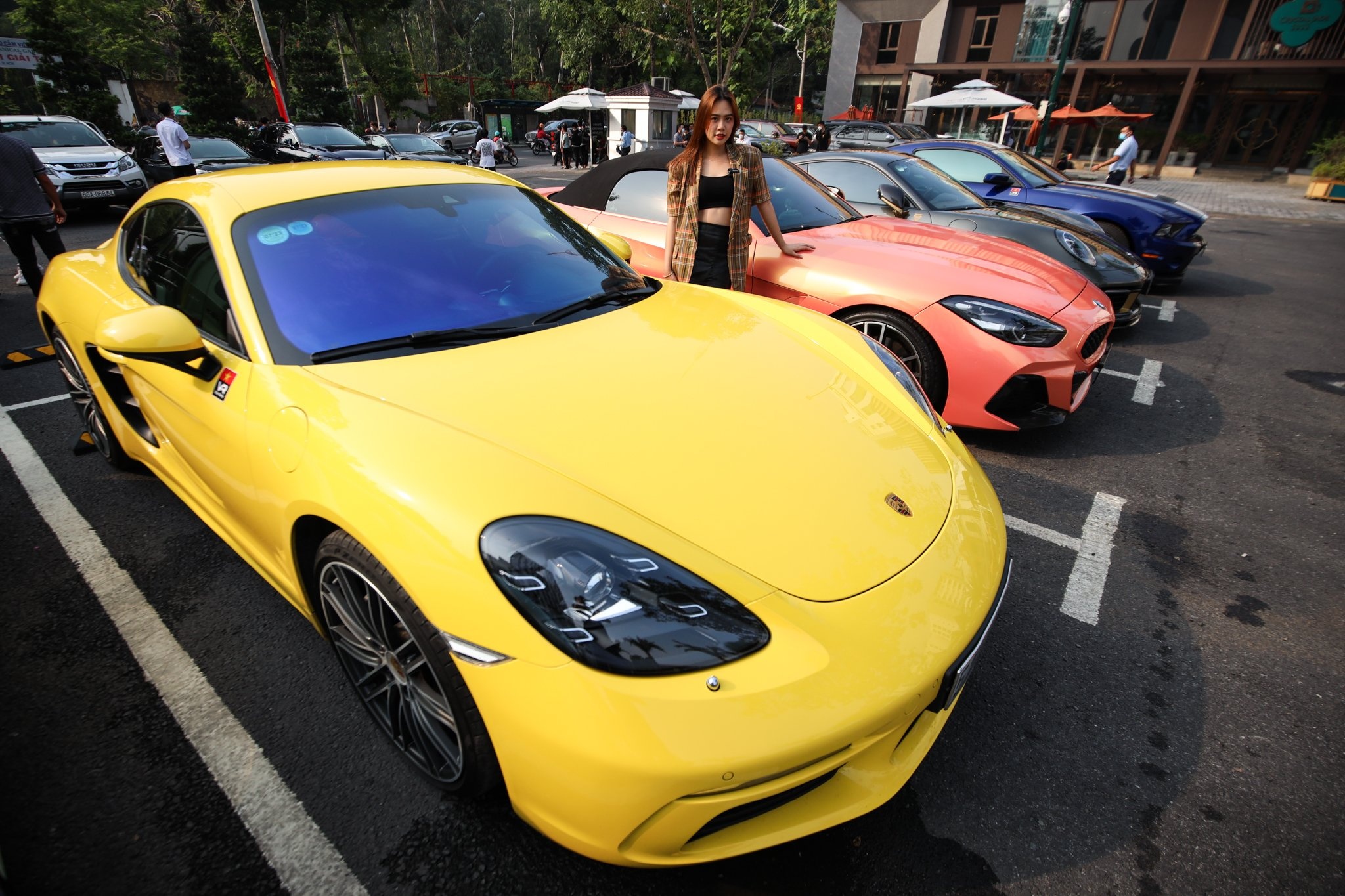 Ngay dau hanh trinh VietRally - sieu xe tram ty dong chua xuat hien hinh anh