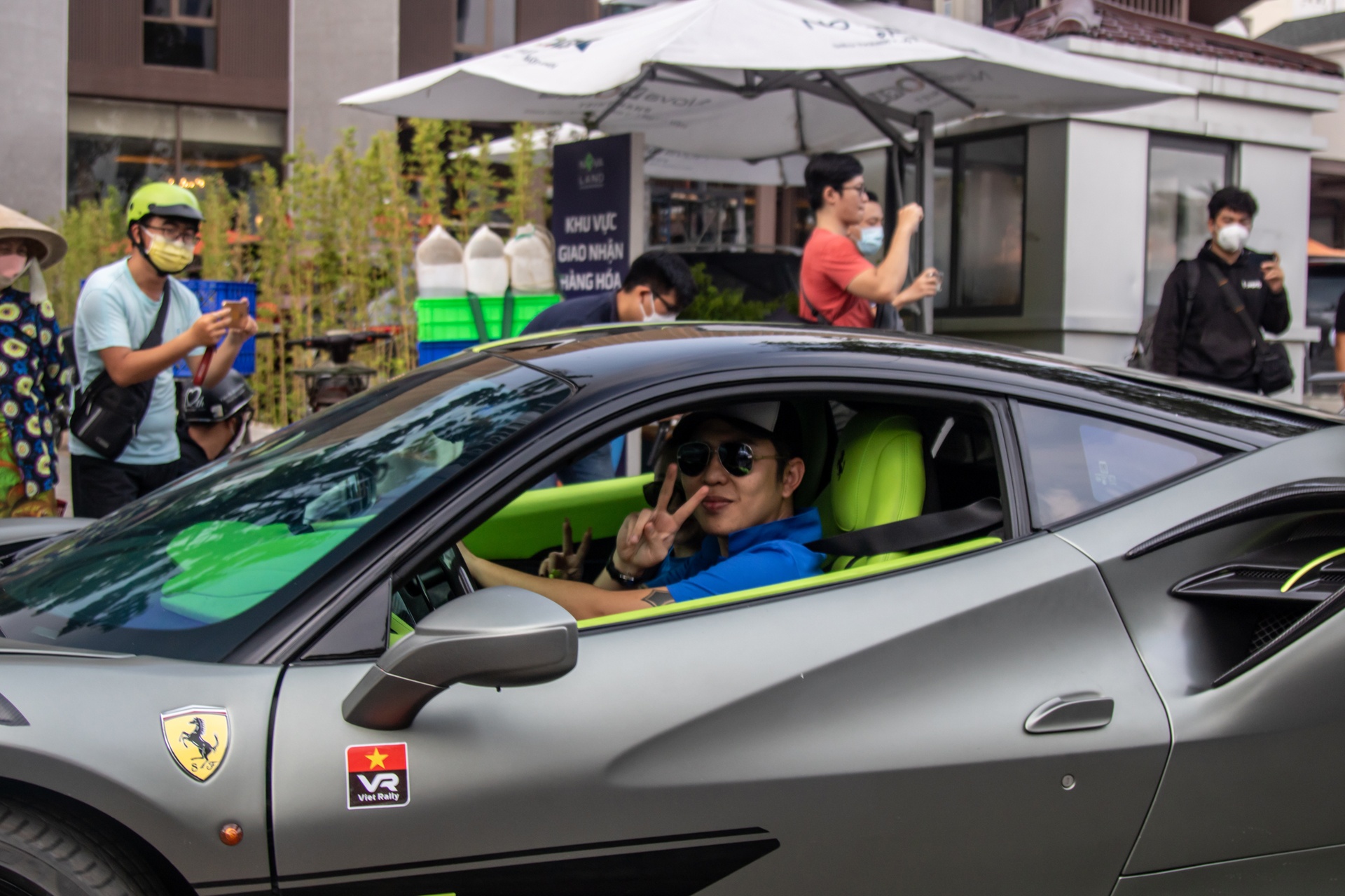 hanh trinh sieu xe anh 13