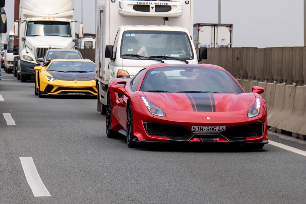 hanh trinh sieu xe anh 19