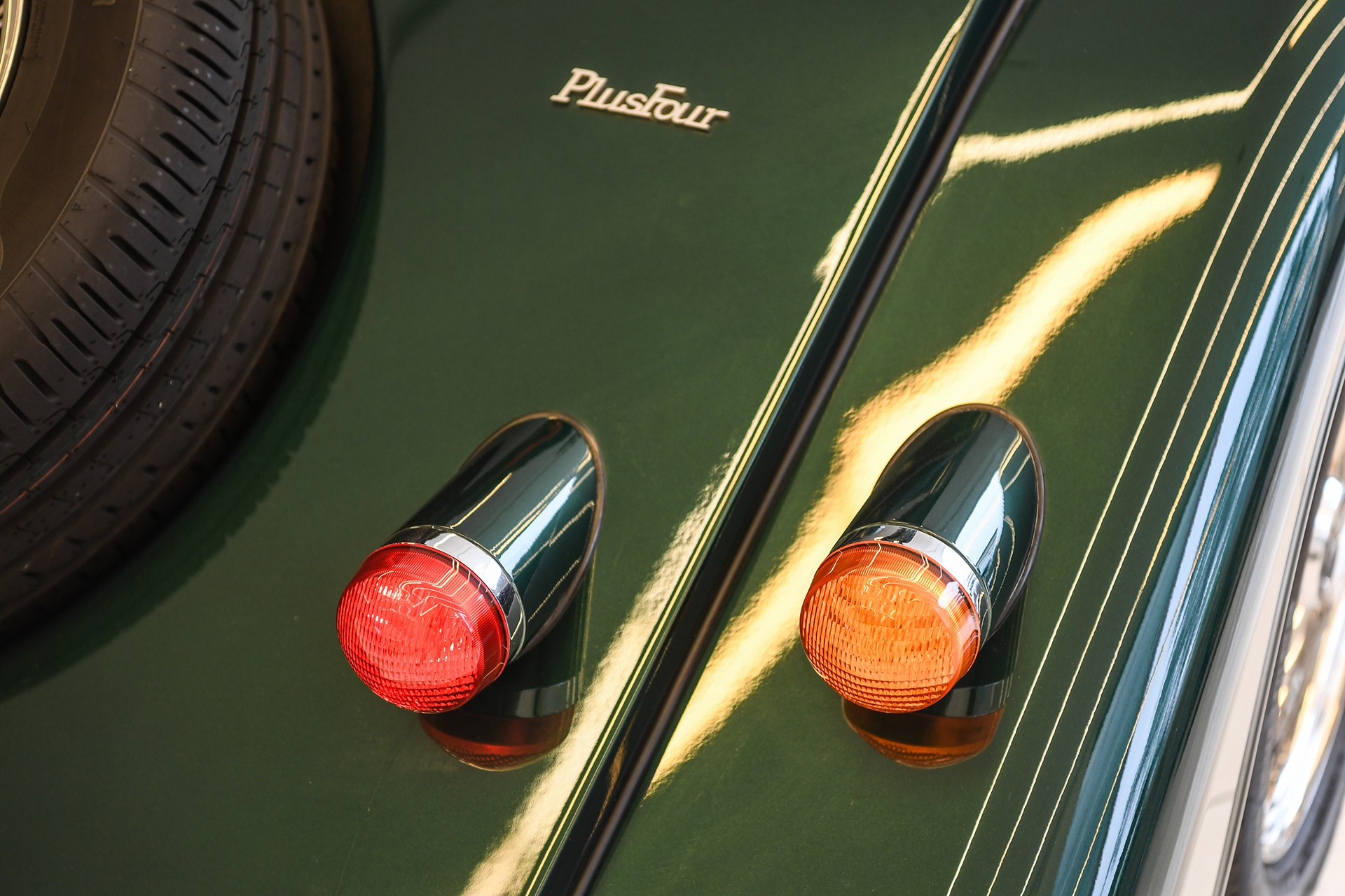 Morgan Plus Four anh 9