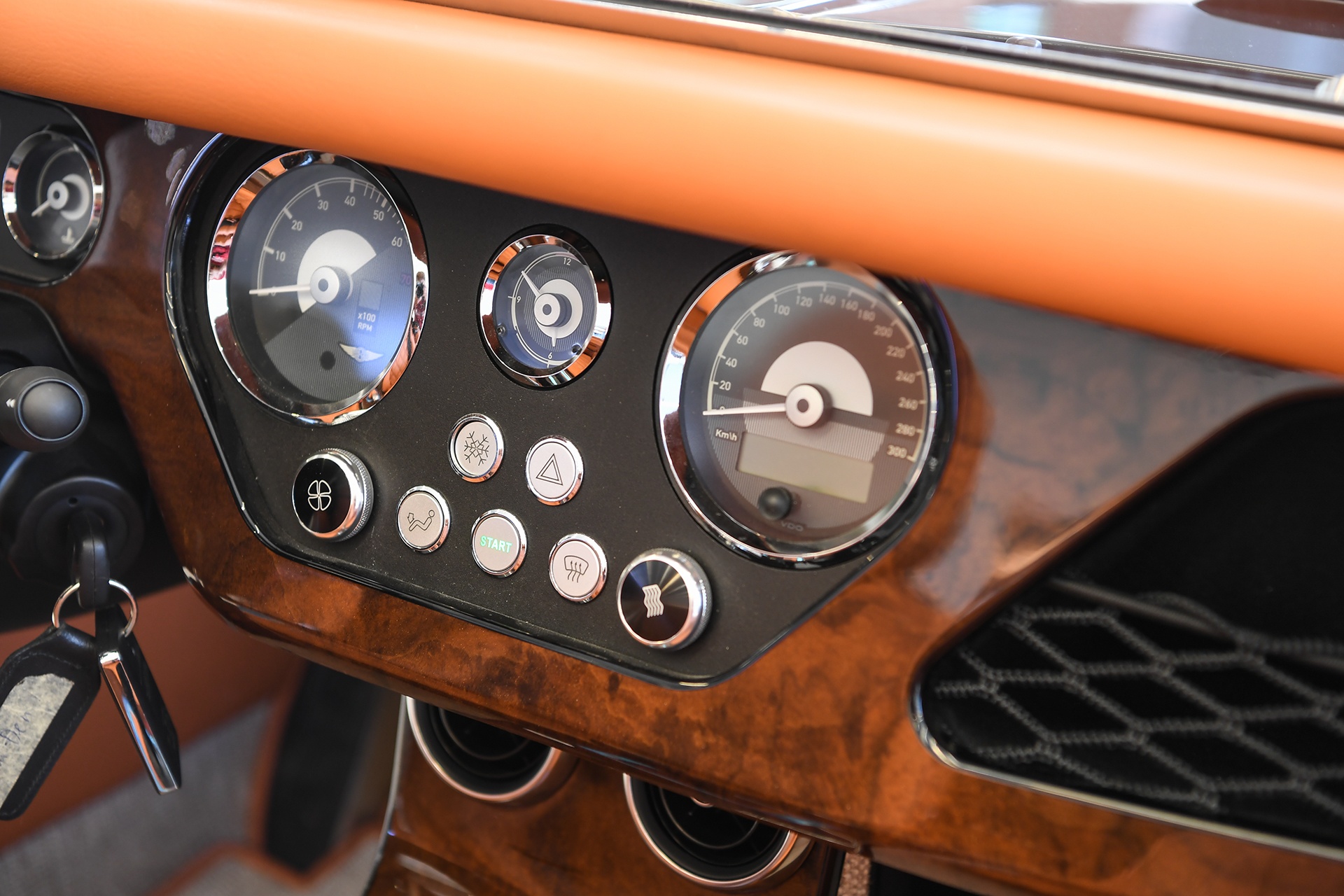 Morgan Plus Four anh 18