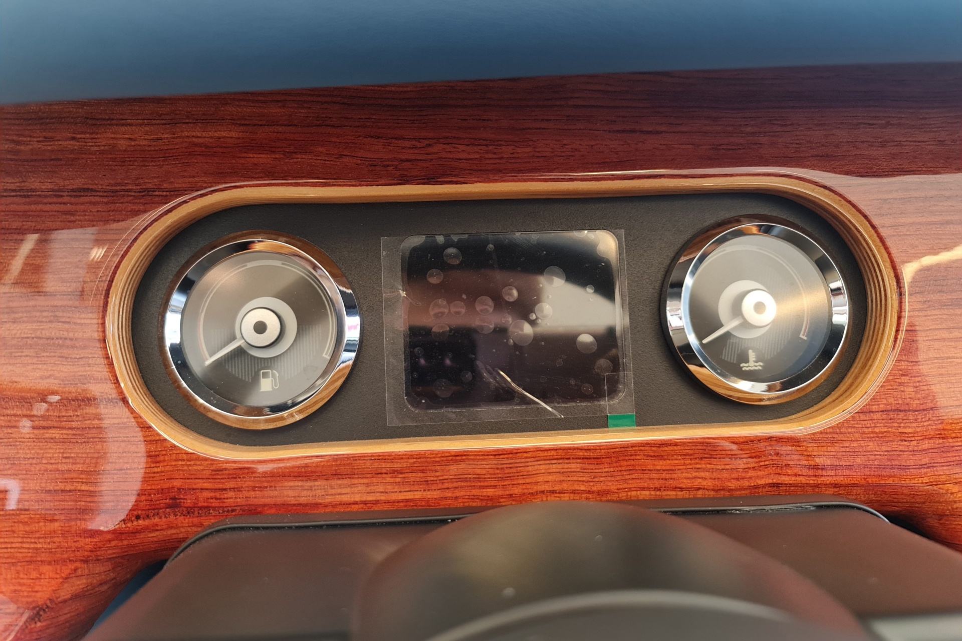 Morgan Plus Six 2022 anh 16