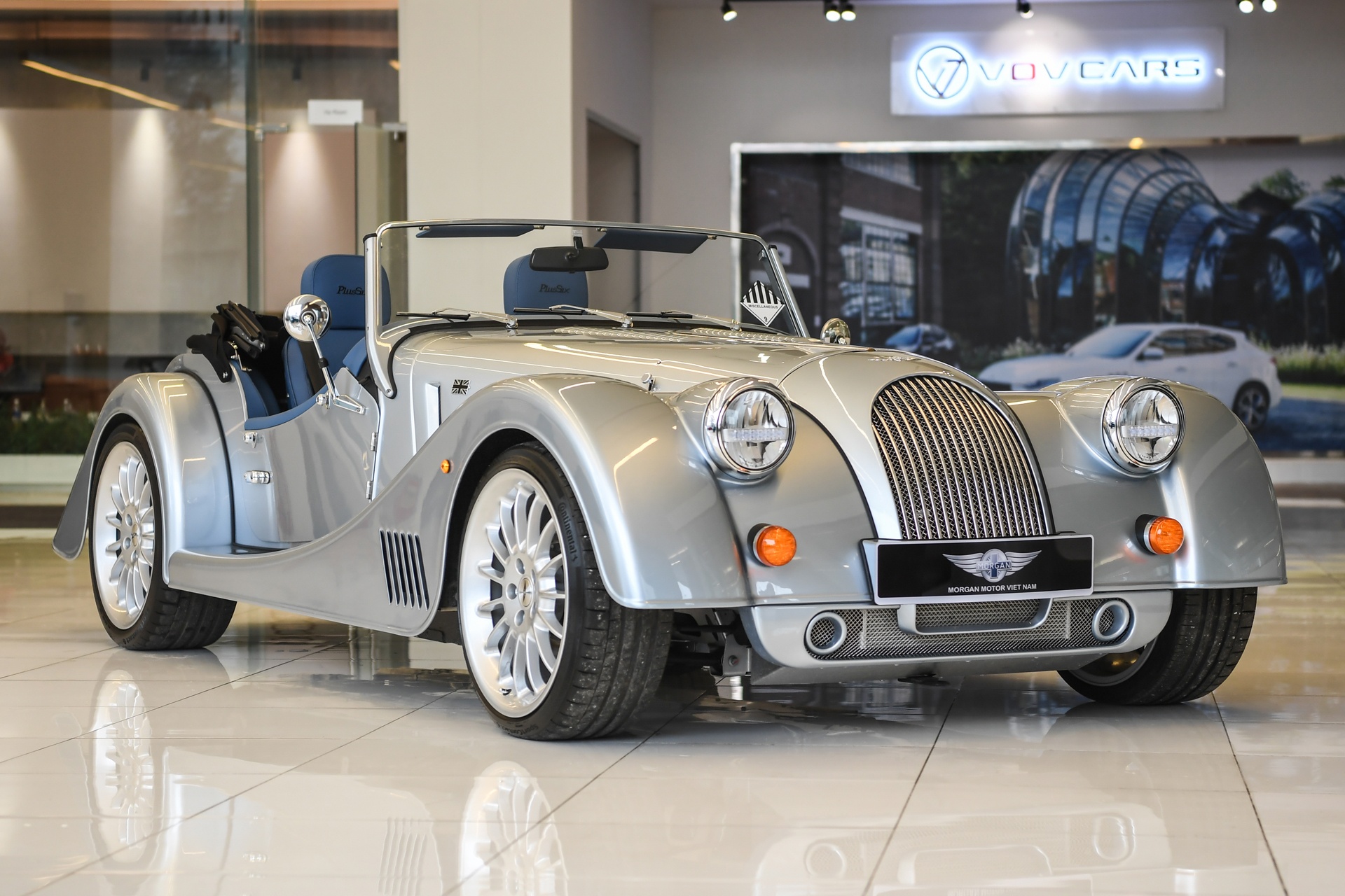 Morgan Plus Six 2022 anh 1