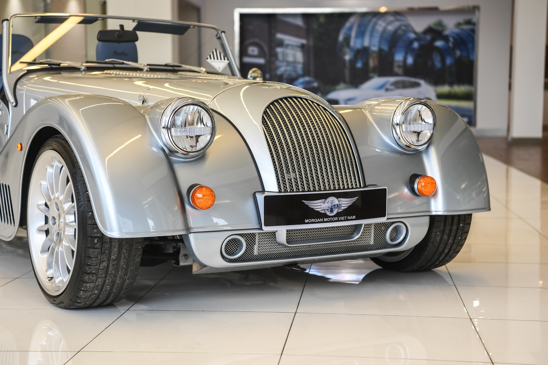 Morgan Plus Six 2022 anh 5