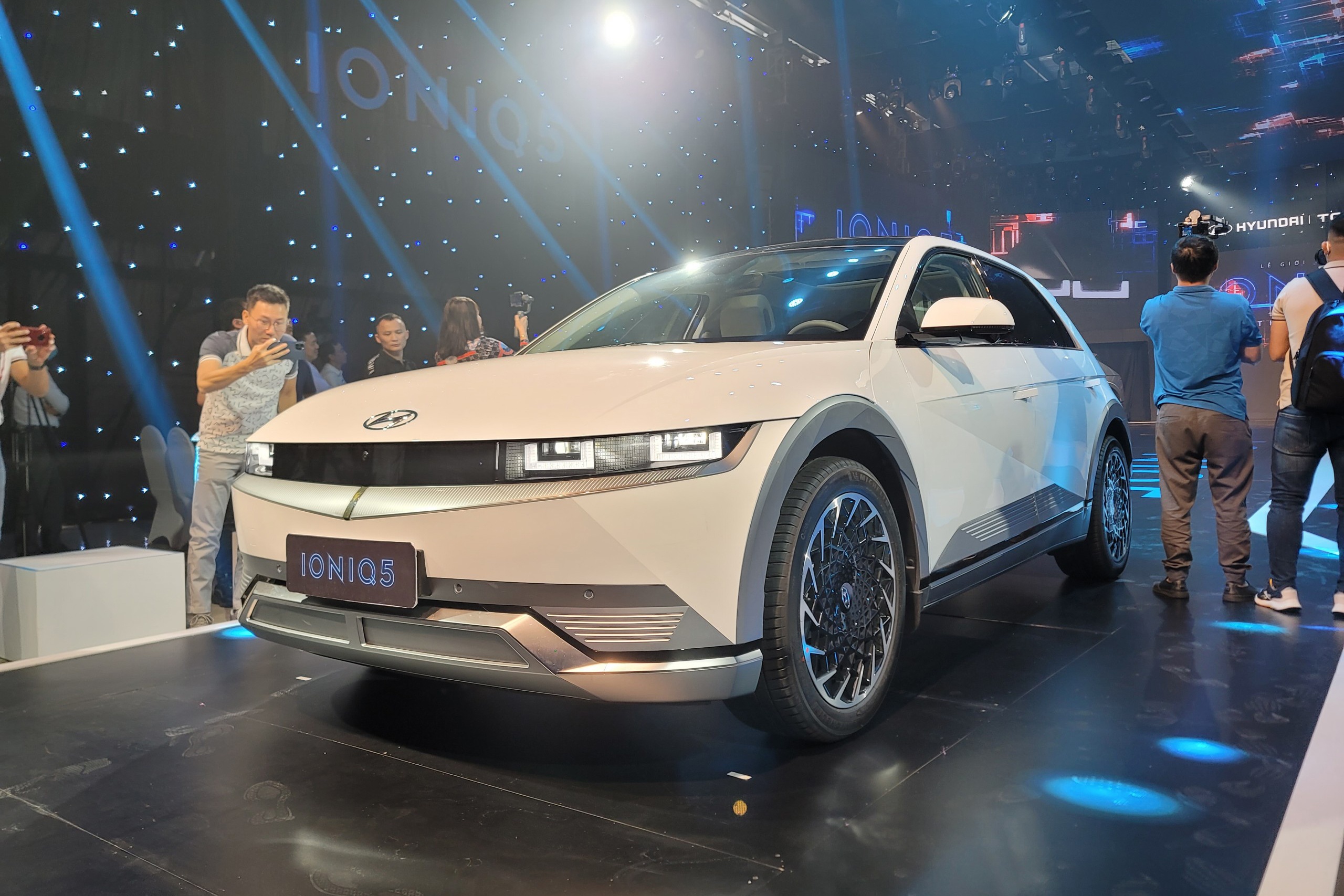 Hyundai Ioniq 5 ra mat anh 1