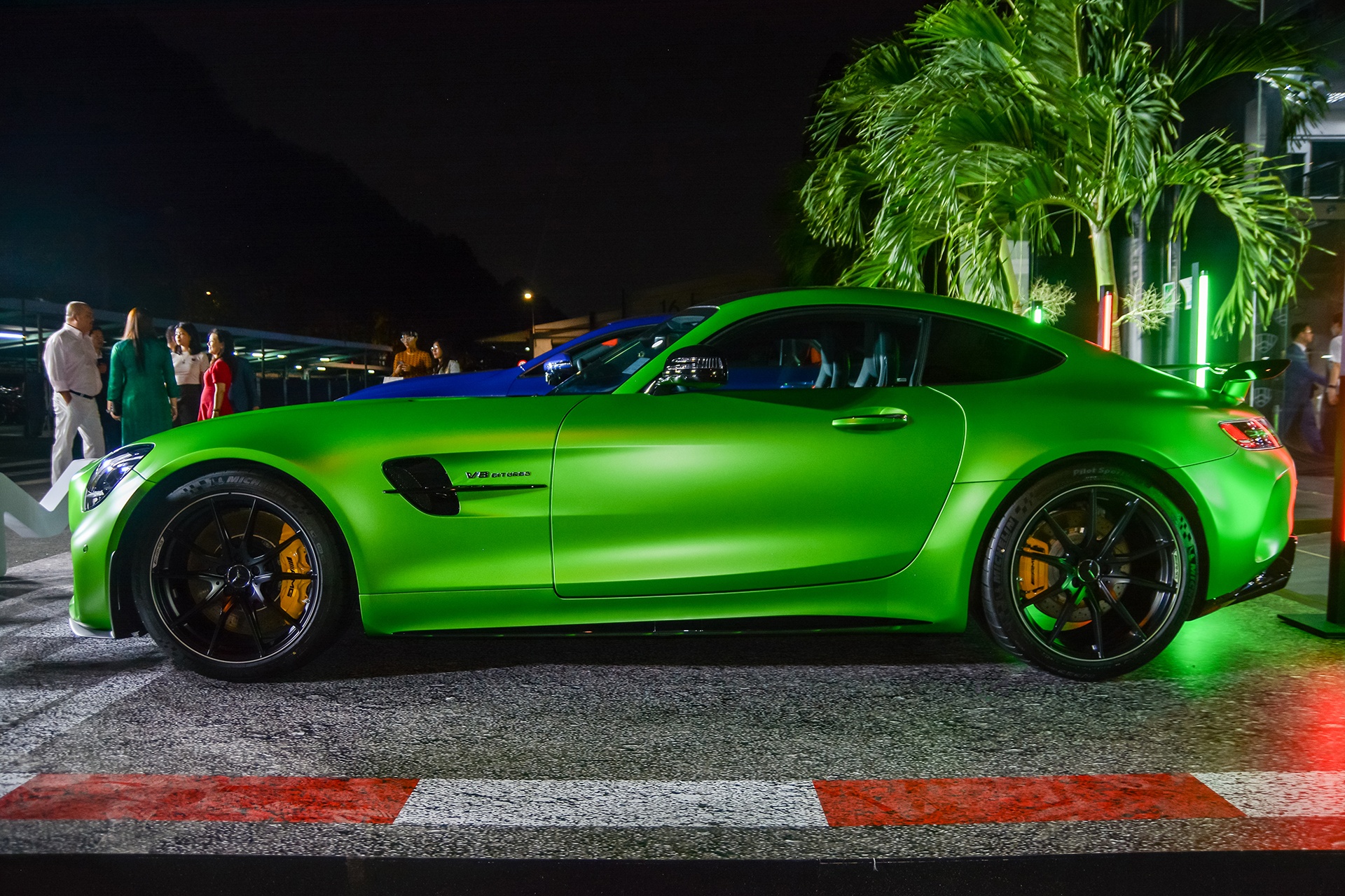Mercedes-AMG GT R anh 2