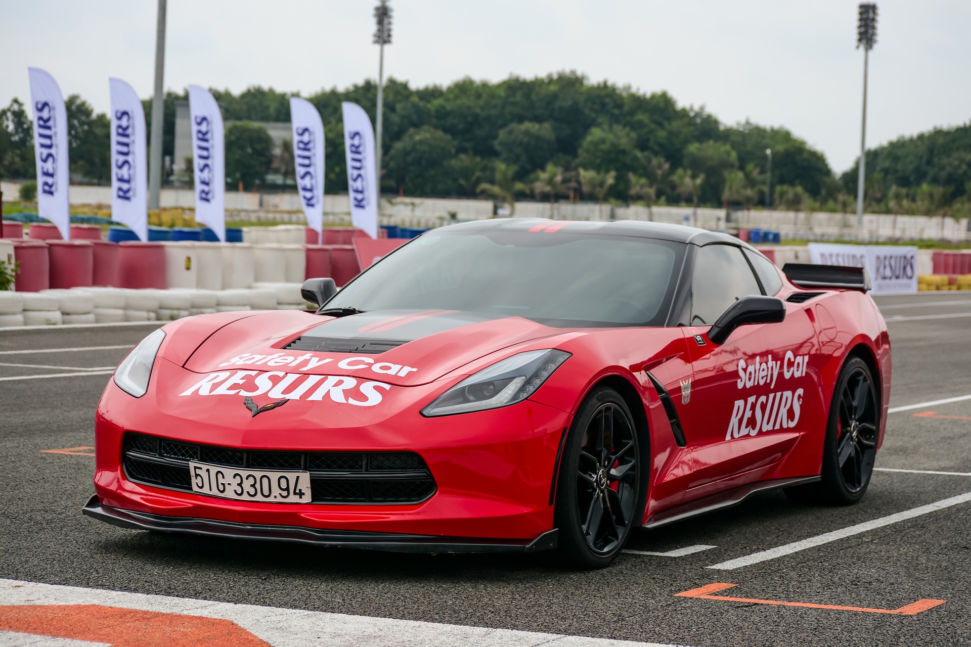 Chevrolet Corvette C7 lam xe dan doan anh 8