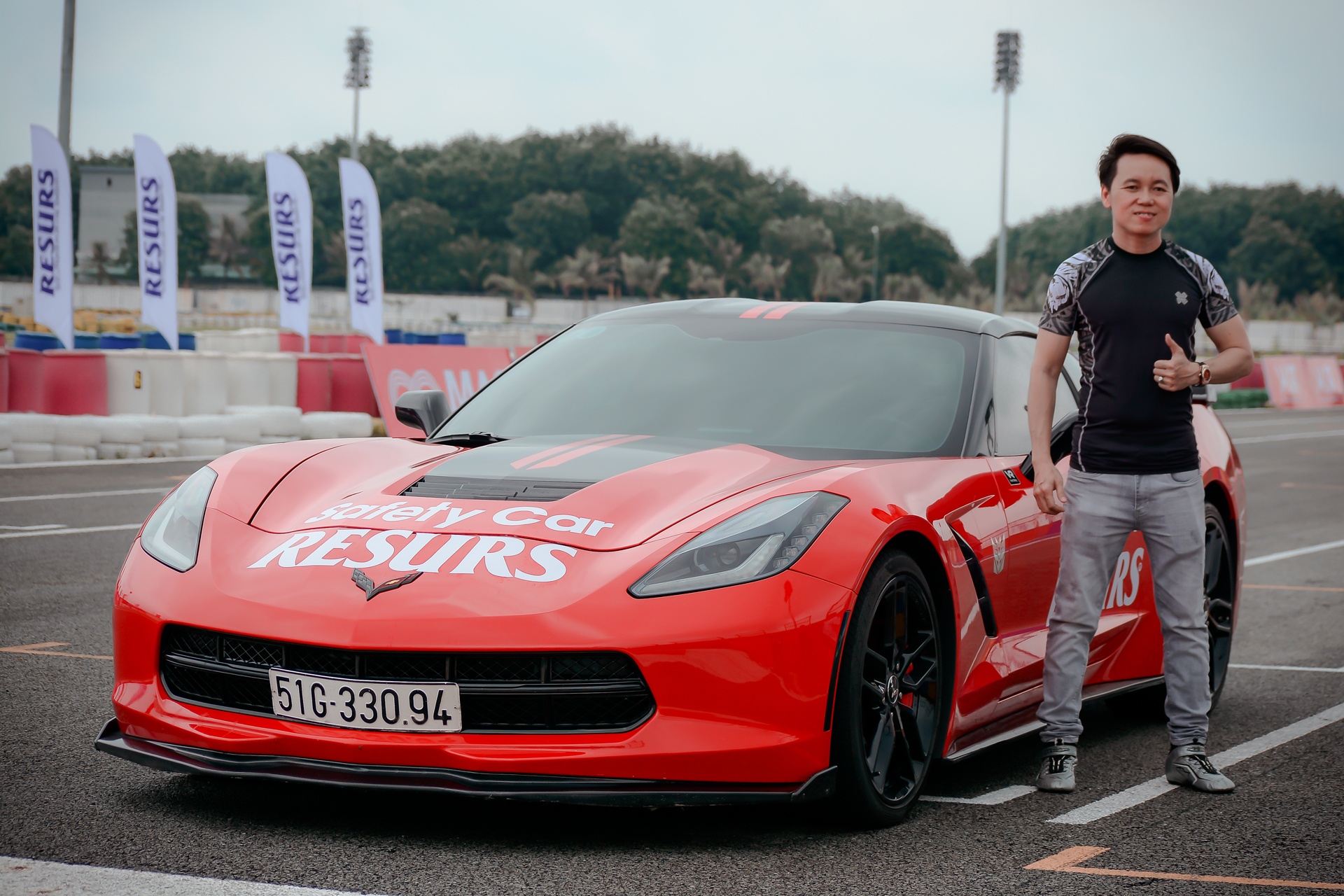 Chevrolet Corvette C7 lam Safety Car o giai dua tai Binh Duong hinh anh