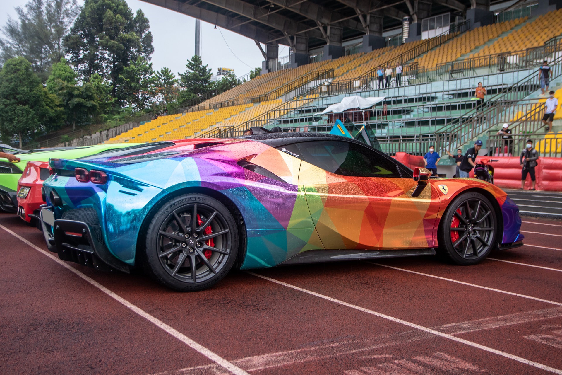 Ferrari SF90 Stradale anh 13