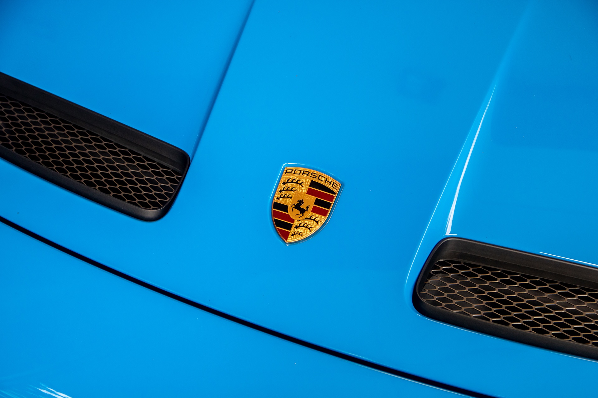 Porsche 911 GT3 2022 anh 9